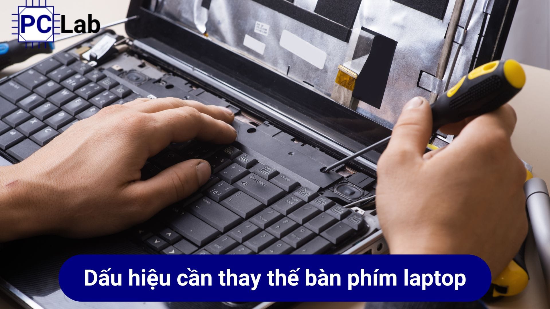 Dấu hiệu cần thay thế bàn phím laptop